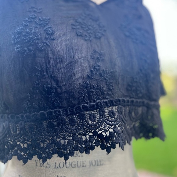 Zara Black Crop Top with Embellished Mandarin Collar - Picture 2 of 13